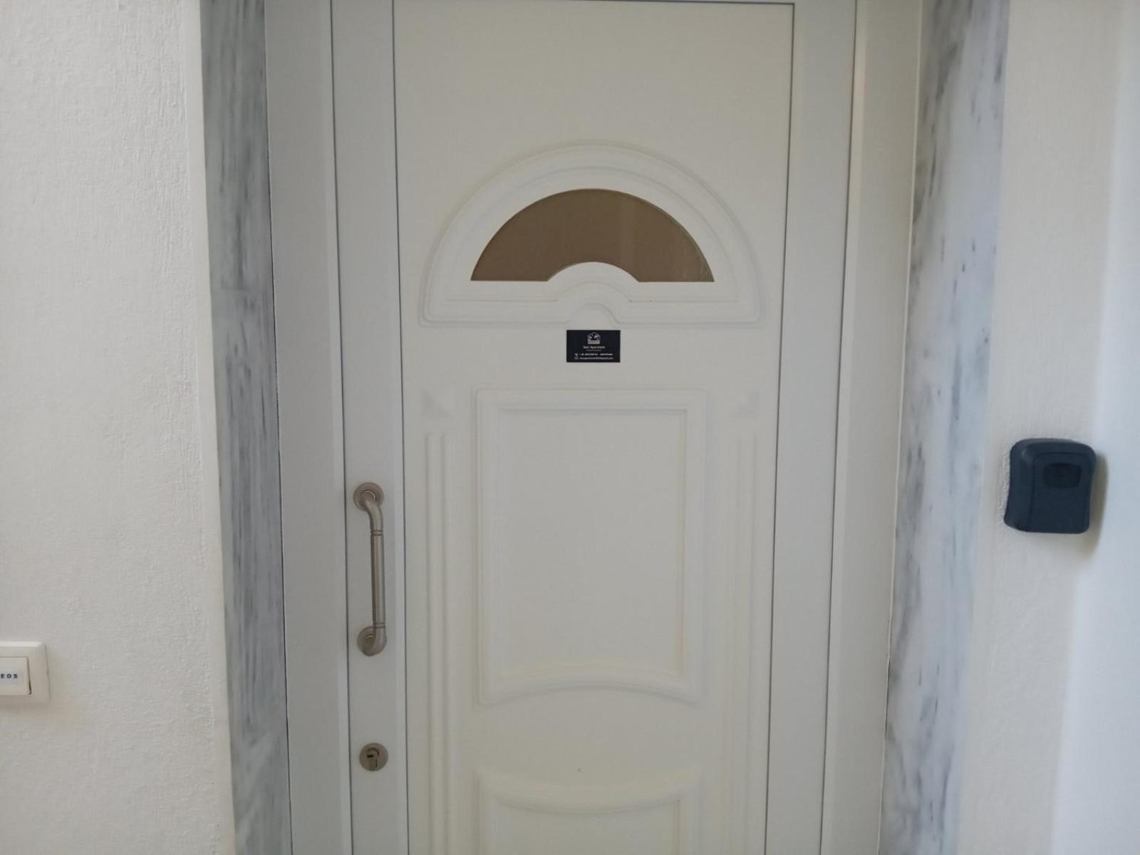 Teos Apartment Metamorfosi  Ngoại thất bức ảnh